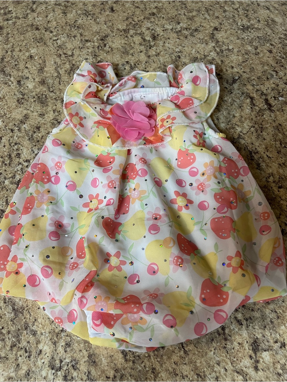NWOT Princess Rose Baby boomy onesie floral outfit 0-3 month